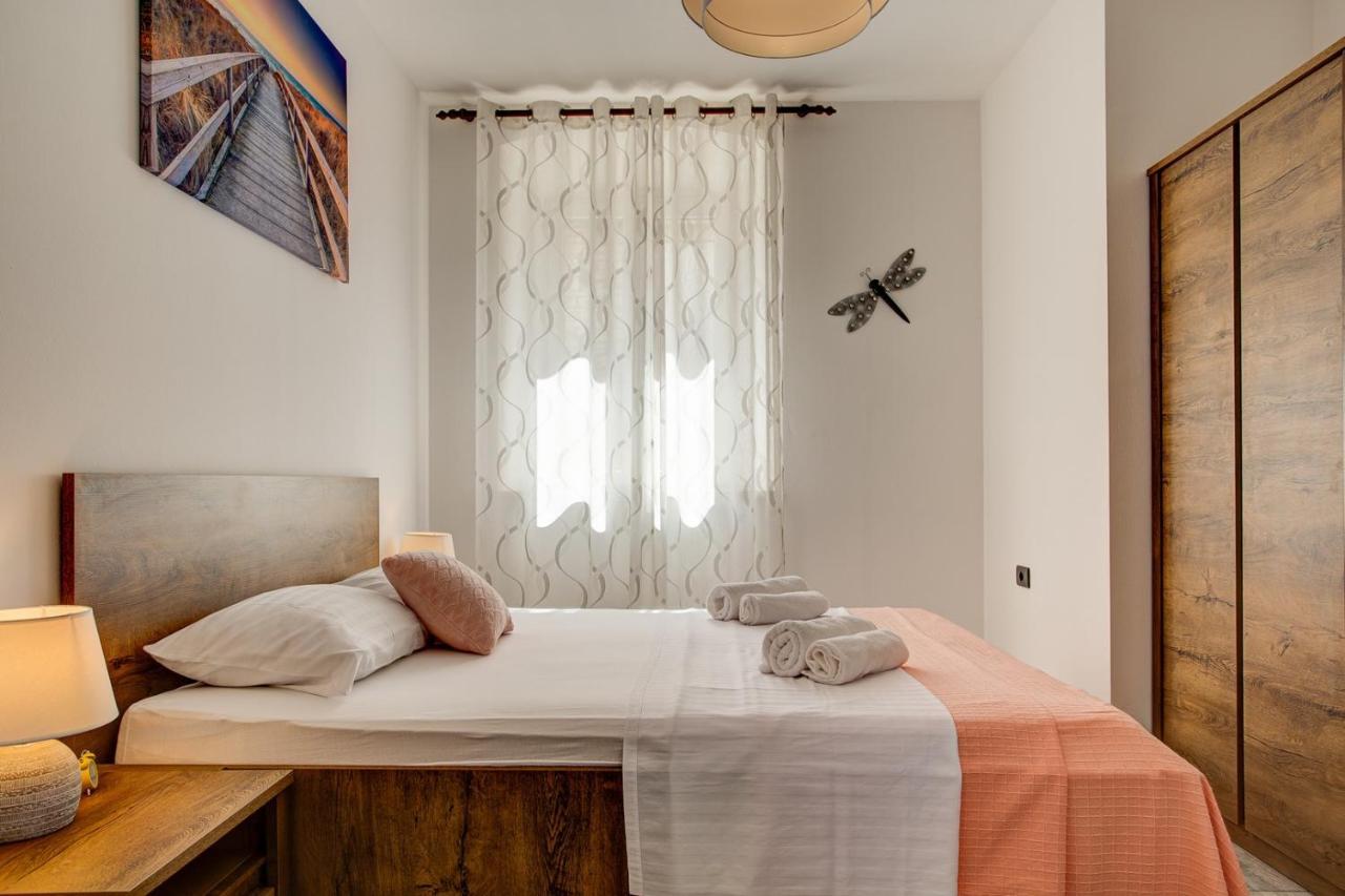 Apartment Laura With Terrace Vodnjan Zewnętrze zdjęcie